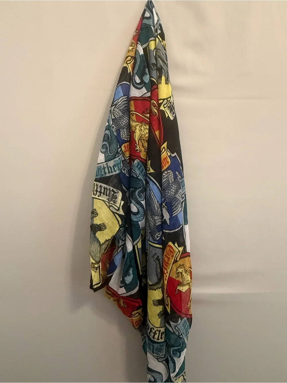 Bioworld Harry Potter House Crests Infinity Scarf